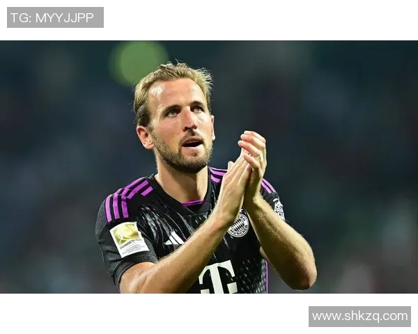 怀旧足球明星高清复古照片展现经典瞬间与辉煌岁月